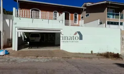 CASA PARA ALUGAR COM 03 DORMITÓRIOS NO BAIRRO JARDIM SANTA ADELAIDE EM JUNDIAI SP.