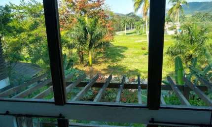 Casa para venda possui 100 metros quadrados com 2 quartos em Corisco - Paraty - RJ