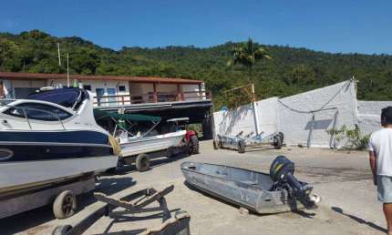 Vende-se Posto de Gassolina Marine com 3.500 em Paraty RJ