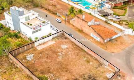 Vendo terreno de esquina próximo da praia litorânea e holandeses