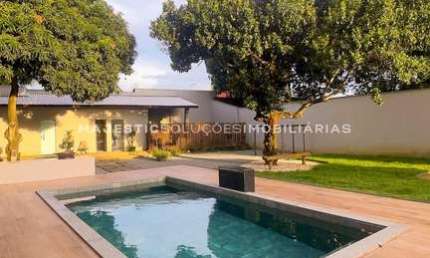 Vendo uma casa estilo Sítio na cohama, com fino acabamento e 5 suítes