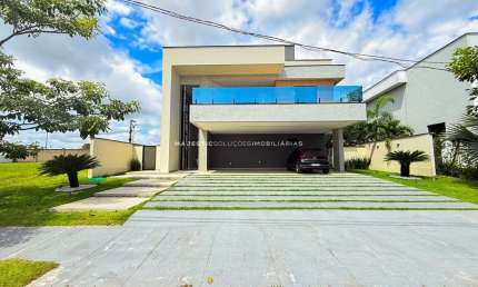 Casa Imponente no Alphaville – Nascente, Piscina com Hidro e 5 Suítes