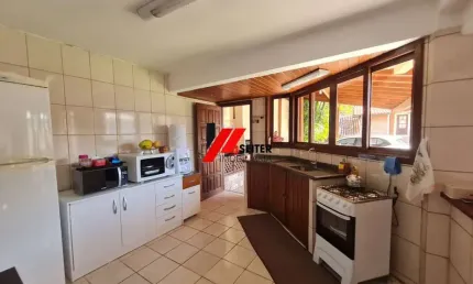Casa de 3 dormitorios a venda Lagoa da Conceiçao Florianopolis
