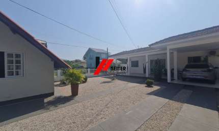 Casa a venda na Fortaleza da Barra da Lagoa em Florianópolis
