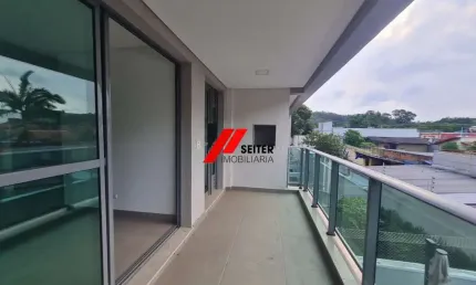 Apartamentoe 3 dormitórios com suíte no Bairro Monte Verde em Florianópolis