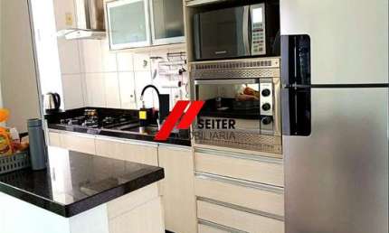 Apartamento à venda com 3 dormitórios no bairro Trindade em Florianópolis.