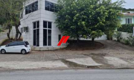 Conjunto de salas para locação em prédio comercial no córrego grande