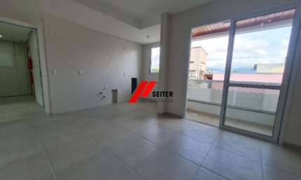 Cobertura de 2 dormitorios com home office a venda Itacorubi Florianopolis