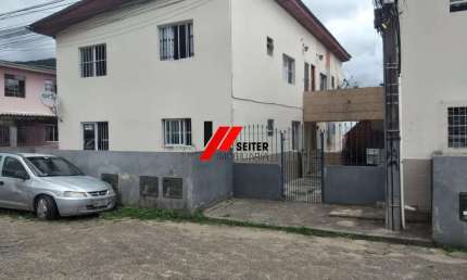Venda de Apartamento  em Florianópolis-SC, Bairro Monte Verde: 3 quartos, 2 salas, 1 banheiro.