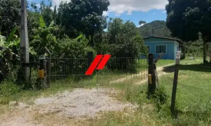 Lindo terreno rural à venda no bairro Ratones em Florianópolis