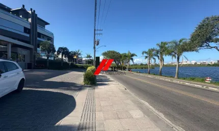 Apartamento de 2 dormitorios com suite novo a venda Campeche condominio Swami