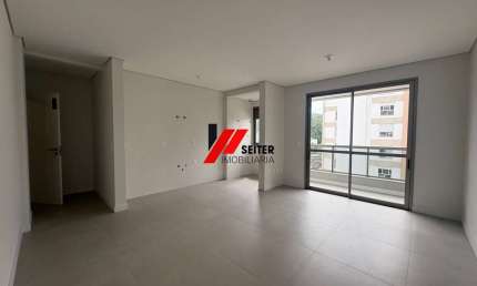 Apartamento novo de 3 dormitorios a venda proximo da UFSC no bairro Carvoeira