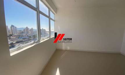 Sala comercial no centro do estreito / Sala para venda 25,12m²