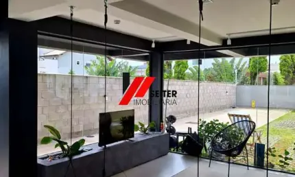 Studio de alto padrão na cachoeira do bom jesus: 1 quarto 1 suíte 1 banheiro  1 vaga, 22,79m² privativos - venda ou locação em florianópolis-sc!