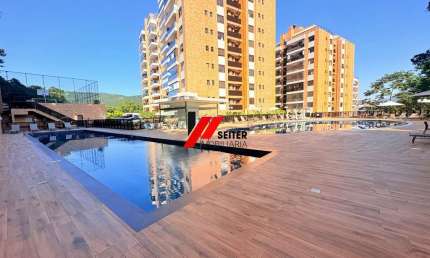 Apartamento à venda no Itacorubi com 101,27 m² de 3 quartos 1 suíte, sacada com churrasqueira  Florianópolis-SC