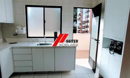 Apartamento 2 dormitórios itacorubi tipo cobertura 2 vagas próximo a fiesc