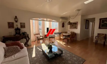 Apartamento à venda com 89m²  3 Quartos e 2 banheiros no Itacorubi em Florianópolis