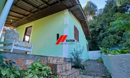 Casa com 3 quartos à venda na Servidão Leonel Nasiazeno da Luz, 376, Cachoeira do Bom Jesus, Florianópolis