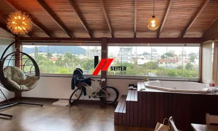Cobertura nos ingleses de 180m² com 3 dormitórios sendo 1 suite