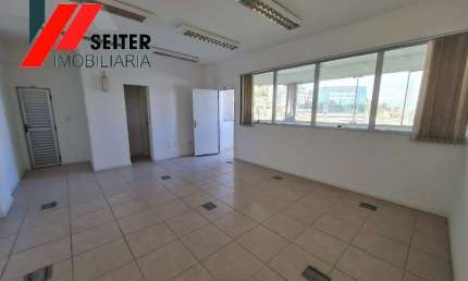 Conjunto de Salas Comerciais a Venda em Florianópolis