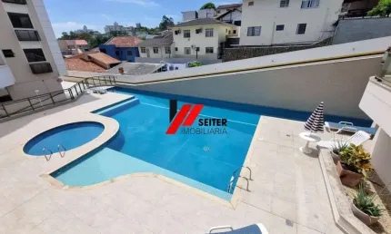 Apartamento de 2 dormitorios com suite a venda proximo a UFSC Florianopolis