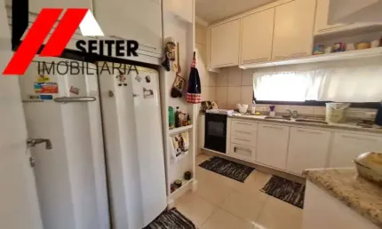 Apartamento de 3 dormitórios a venda próximo a Ponte Hercílio Luz Florianópolis