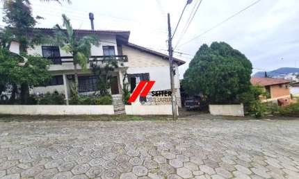 Casa residencial e comercial à venda no Bairro Trindade com 360m2 de área privativa