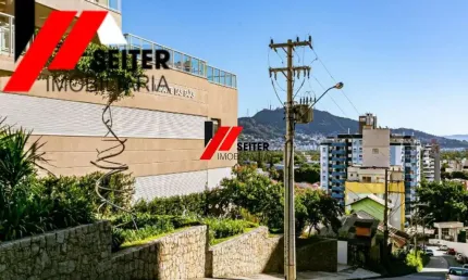 Apartamento de 2 dormitorios e 2 vagas para locaçao itacorubi Mobiliado