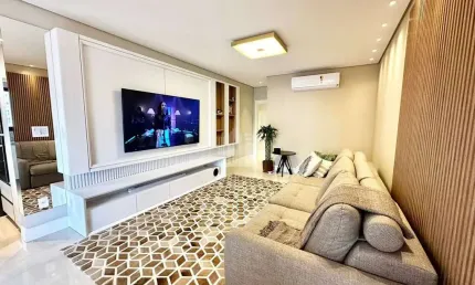 Lindo Apartamento Mobiliado e Decorado com 04 Dormitórios