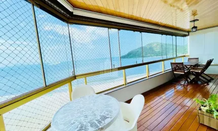 Apartamento frente mar com 3 dormitórios sendo 1 suíte e 2 vagas no centro de balneário camboriú