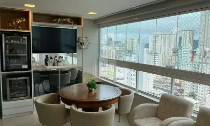 Apartamento com 3 quartos à venda na Rua 906, 31, Centro, Balneário Camboriú
