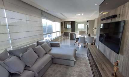Apartamento Mobiliado no Ed. Aguas do Iguaçu com 03 Suítes e 03 Vagas no Pioneiros em Balneário Camboriú
