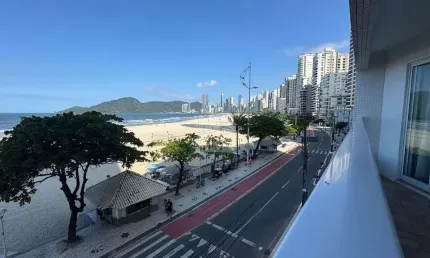 Apartamento Frente mar de Balneário Camboriú no Edifício Acapulco