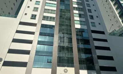 Apartamento com 4 quartos à venda na Rua 3100, 625, Centro, Balneário Camboriú