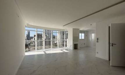 Apartamento Alto Padrão Pronto para morar em região nobre de Balneário Camboriú