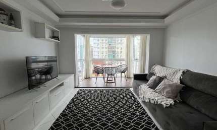 Apartamento com 3 quartos para alugar na Avenida Atlântica, 2554, Centro, Balneário Camboriú