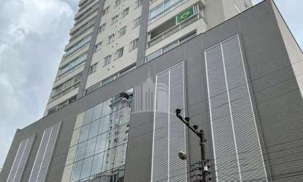 Cobertura Duplex próximo a Igreja Matriz em Balneário Camboriú