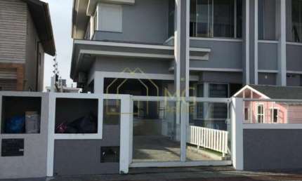 Casa duplex 03 suítes a poucos metros da praia dos Ingleses, Florianópolis, SC