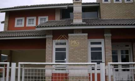 Casa de Alto Padrão no Sul da Ilha com 3 dormitórios