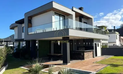 Residência com 4 suítes, área gourmet e piscina  sofisticação e conforto em cada detalhe
