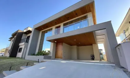 Linda casa à venda em condomínio ingleses/florianópolis