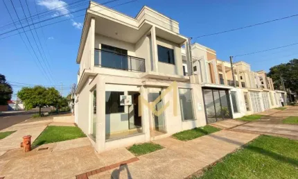 Sobrado com 3 dormitórios à venda, 125 m² por R$ 660.000,00 - Coqueiral - Cascavel/PR