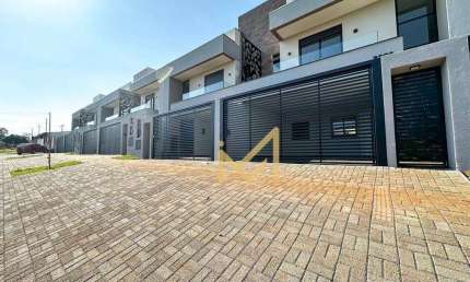 Sobrado semimobiliado com 1 suite + 2 dormitórios à venda, 133 m² por R$ 920.000 - Centro - Cascavel/PR