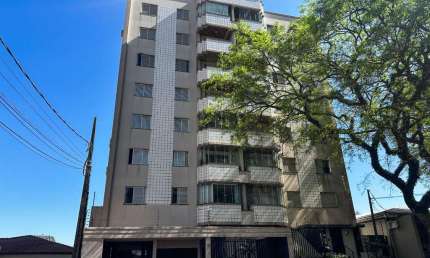 Apartamento com 1 suíte + 2 dormitórios à venda, 74 m² por R$ 420.000 - Centro - Cascavel/PR