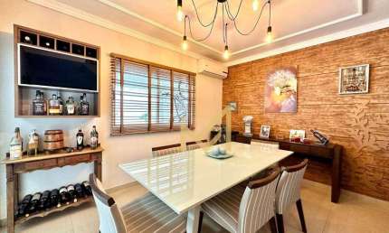 Sobrado com 3 dormitórios à venda, 220 m² por R$ 1.250.000,00 - Tropical  - Cascavel/PR