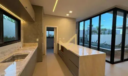 Sobrado semimobiliado com 3 suites à venda, 195 m² por R$ 1.890.000 - Condomínio Paysage Felicitá - Cascavel/PR