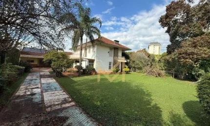 Sobrado para alugar, 350 m² por R$ 10.000,00/mês - Country - Cascavel/PR
