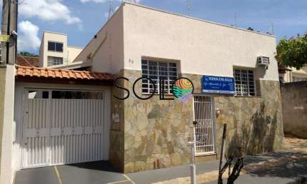 Casa com 3 quartos para alugar no Centro, Araraquara 