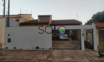 Casa com 3 quartos à venda na Vila Harmonia, Araraquara 