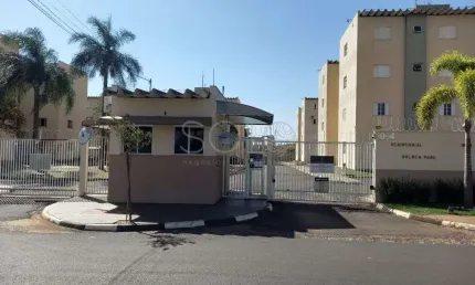Apartamento com 2 quartos à venda no Parque Laranjeiras, Araraquara , 57 m2 por R$ 140.000